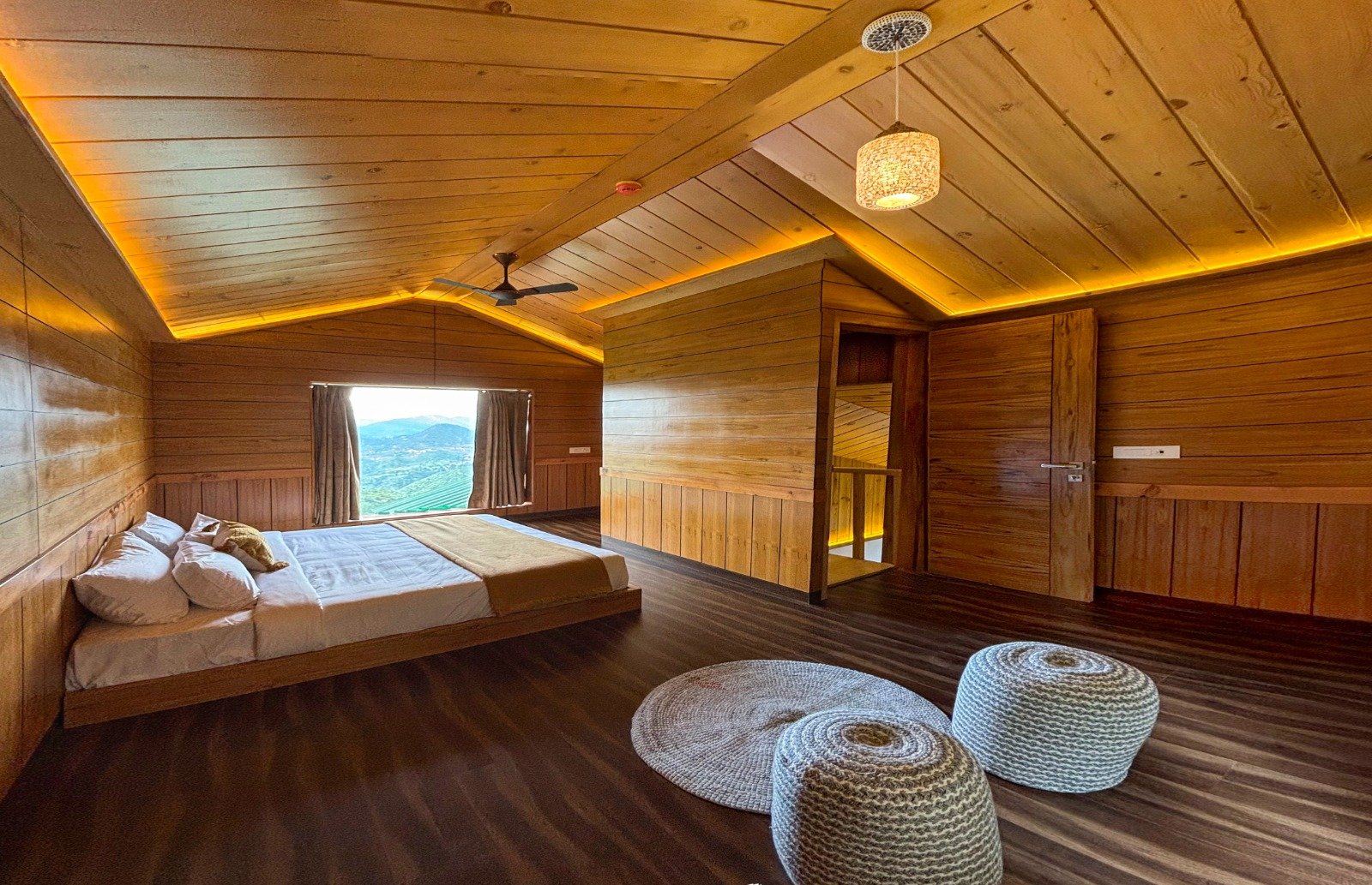 Room Gallery Image-201